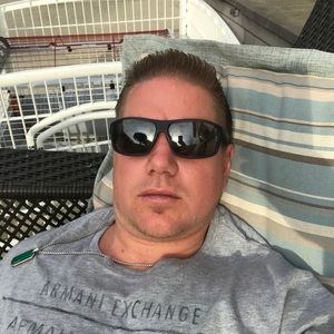 Meet your Posher, Rich